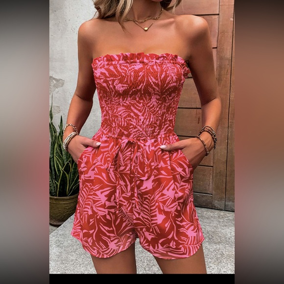 Cupshe romper - Picture 2 of 5